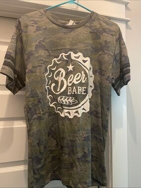 Beer Babe Camo Short Sleeve Tee - Olive Green